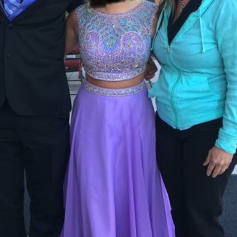 Lilac colored prom dress